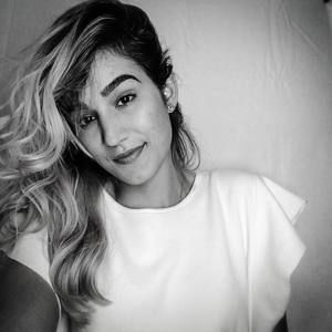 Meet your Posher, Daniela